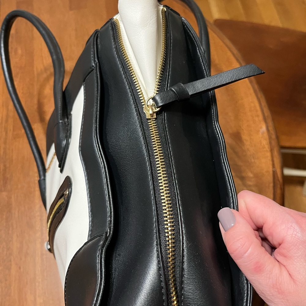 Christian Siriano Black and White Purse - Picture 10 of 10